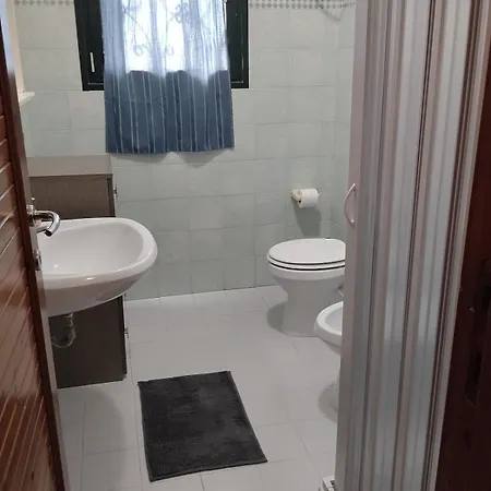 Momo House Spacious Bilo With Veranda And Pool *